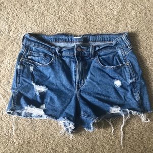 EUC Old Navy Boyfriend Short